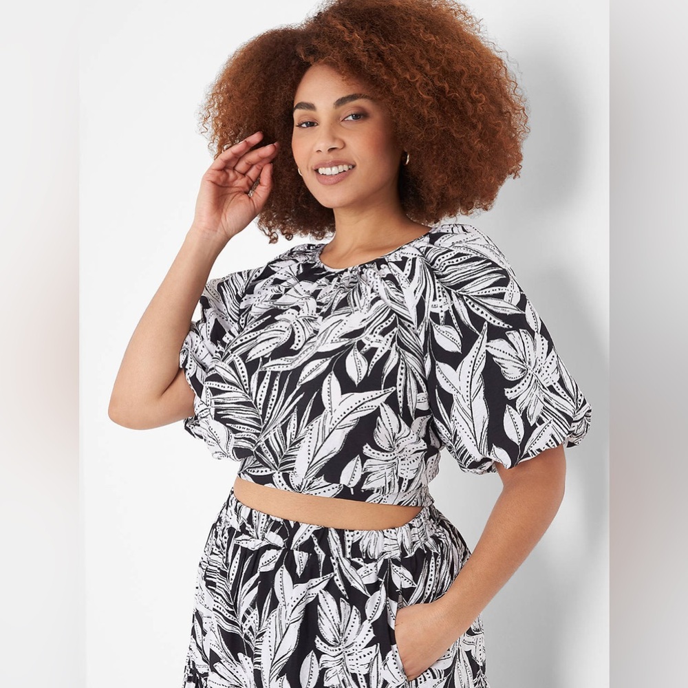 Lane Bryant Crop Balloon-Sleeve Top Maui Leaves Size‎ 22 (3XL)